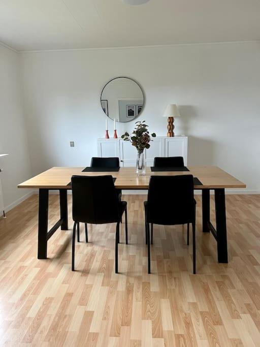 Apartment In The Center Of Torshavn, Free Parking. Esterno foto